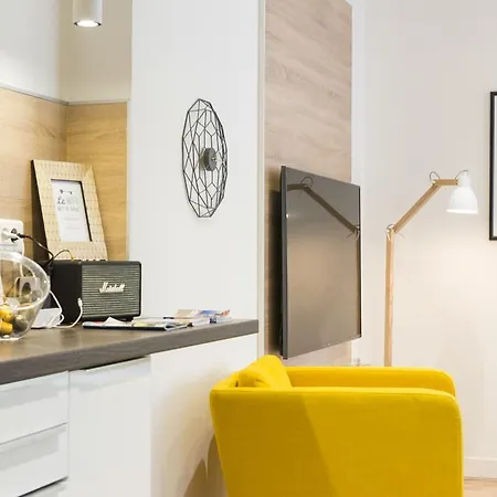 乌斯汝尔南特麦哲伦公寓 公寓 南特