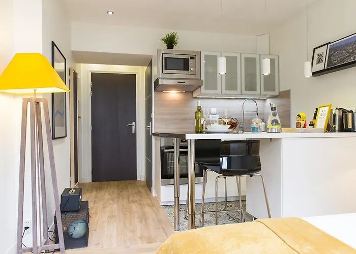 Unsejouranantes - Le Magellan *