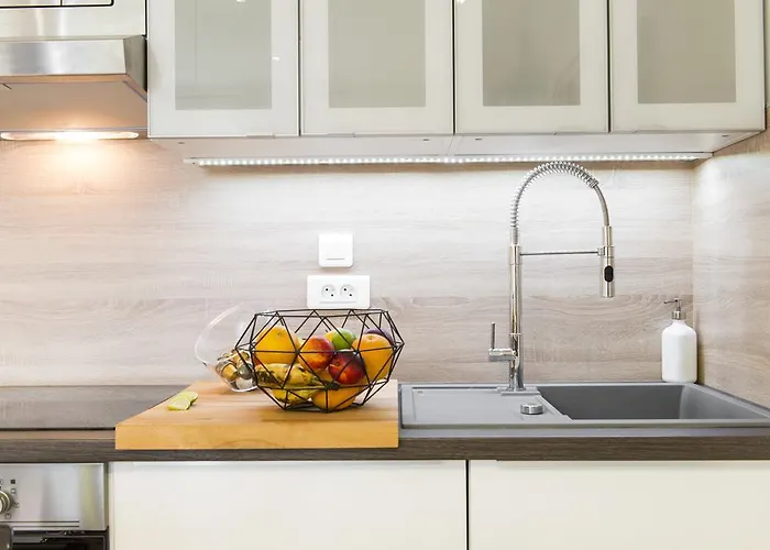 Unsejouranantes - Le Magellan