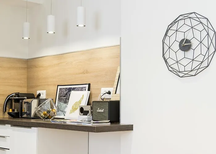 Unsejouranantes - Le Magellan Apartament